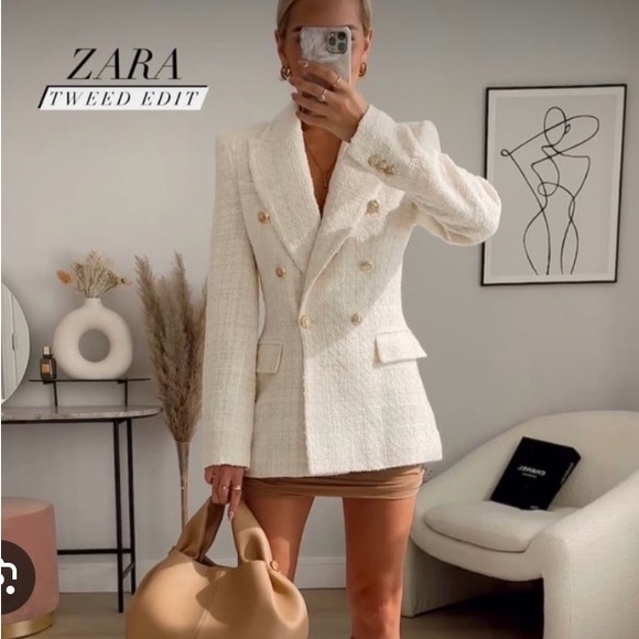 Zara Cream Blazer with Gold Buttons - Picture 9 of 9